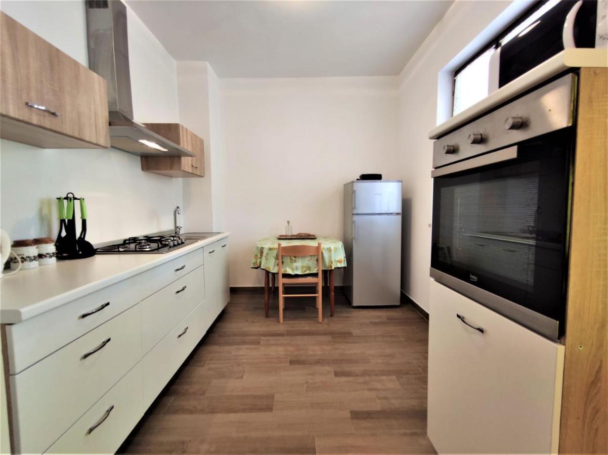 Apartments Morena Rakalj المظهر الخارجي الصورة