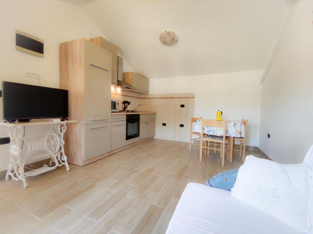 Apartments Morena Rakalj المظهر الخارجي الصورة